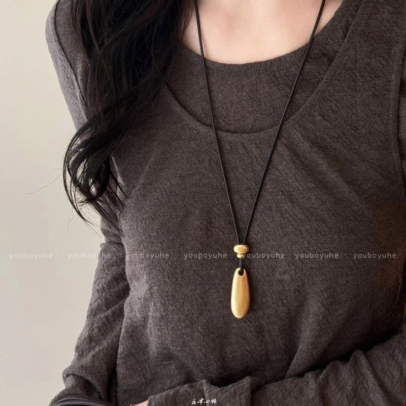 Collier "L'ESSENTIEL"