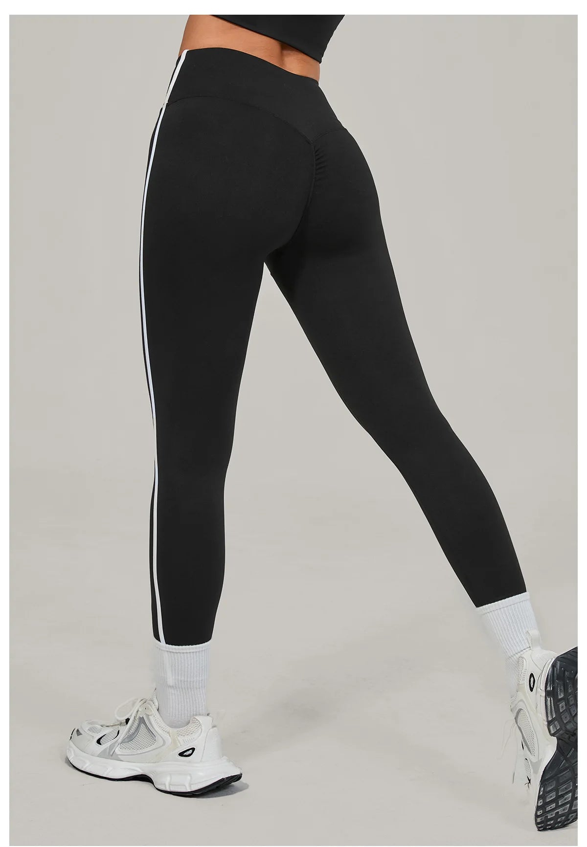 11. Legging Intemporel Chic