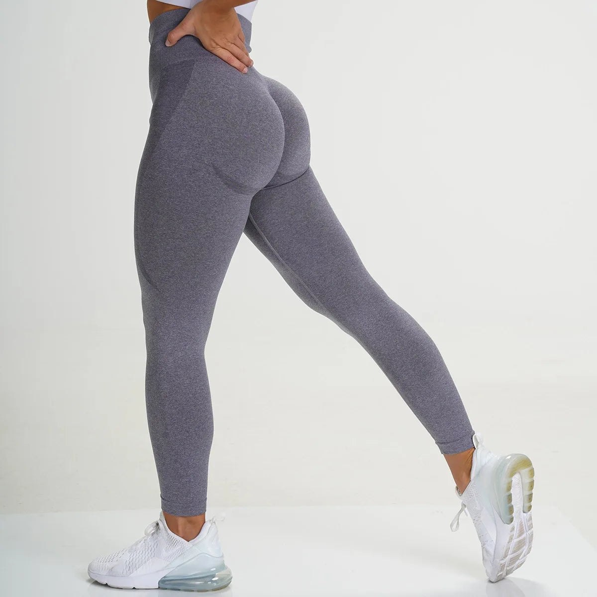 20.. Seamless Sport Yoga Sun