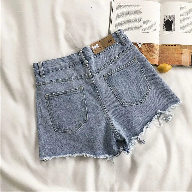 16 a Bermuda "Fashion Distressed"
