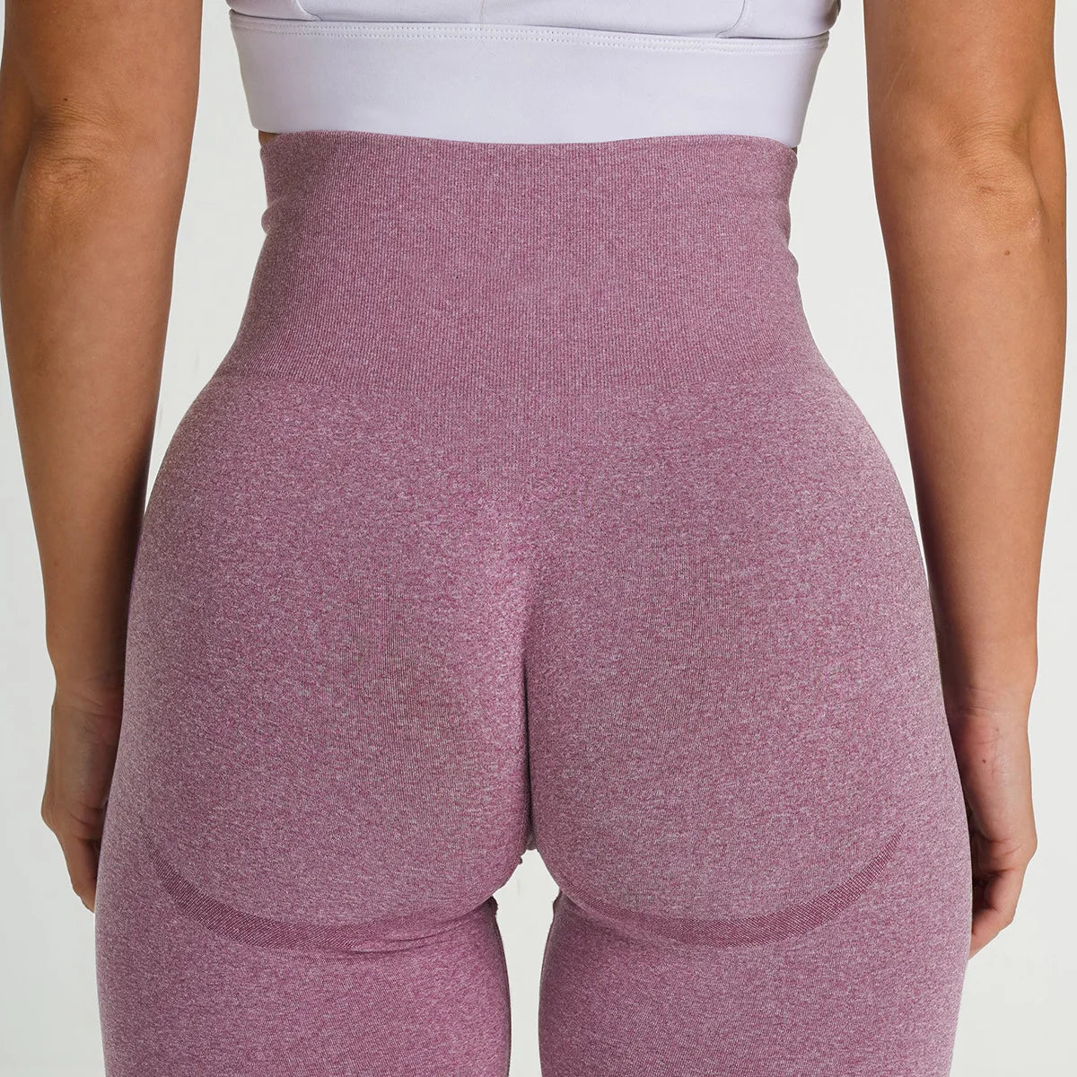 20.. Seamless Sport Yoga Sun