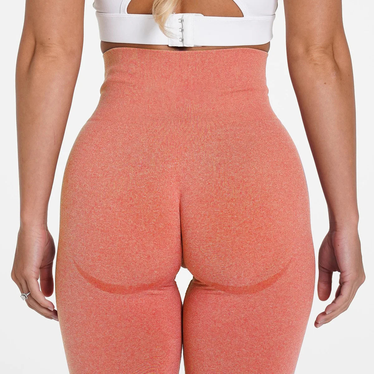 20.. Seamless Sport Yoga Sun