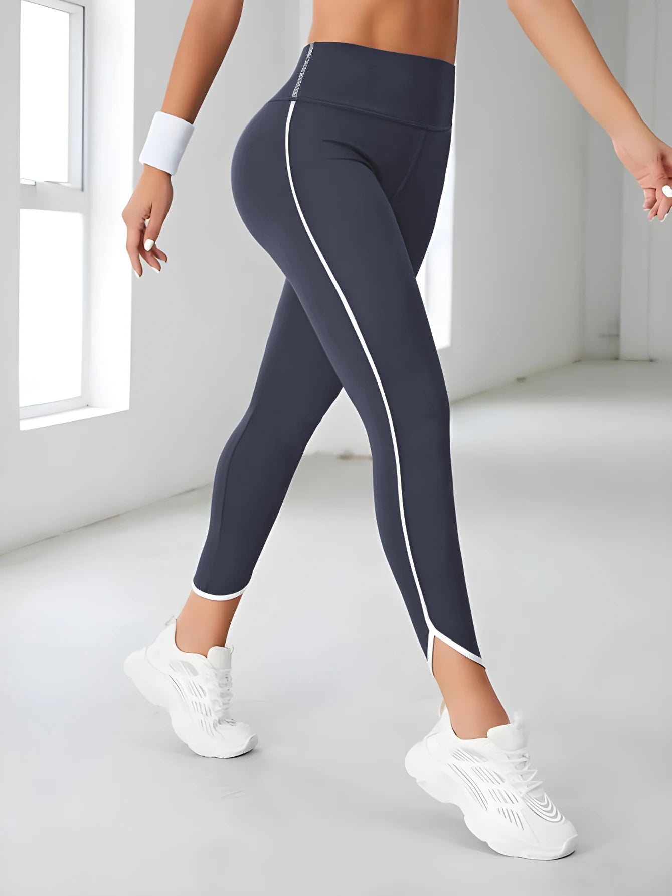 8. Pantalon Pilates Zen (Évasé)