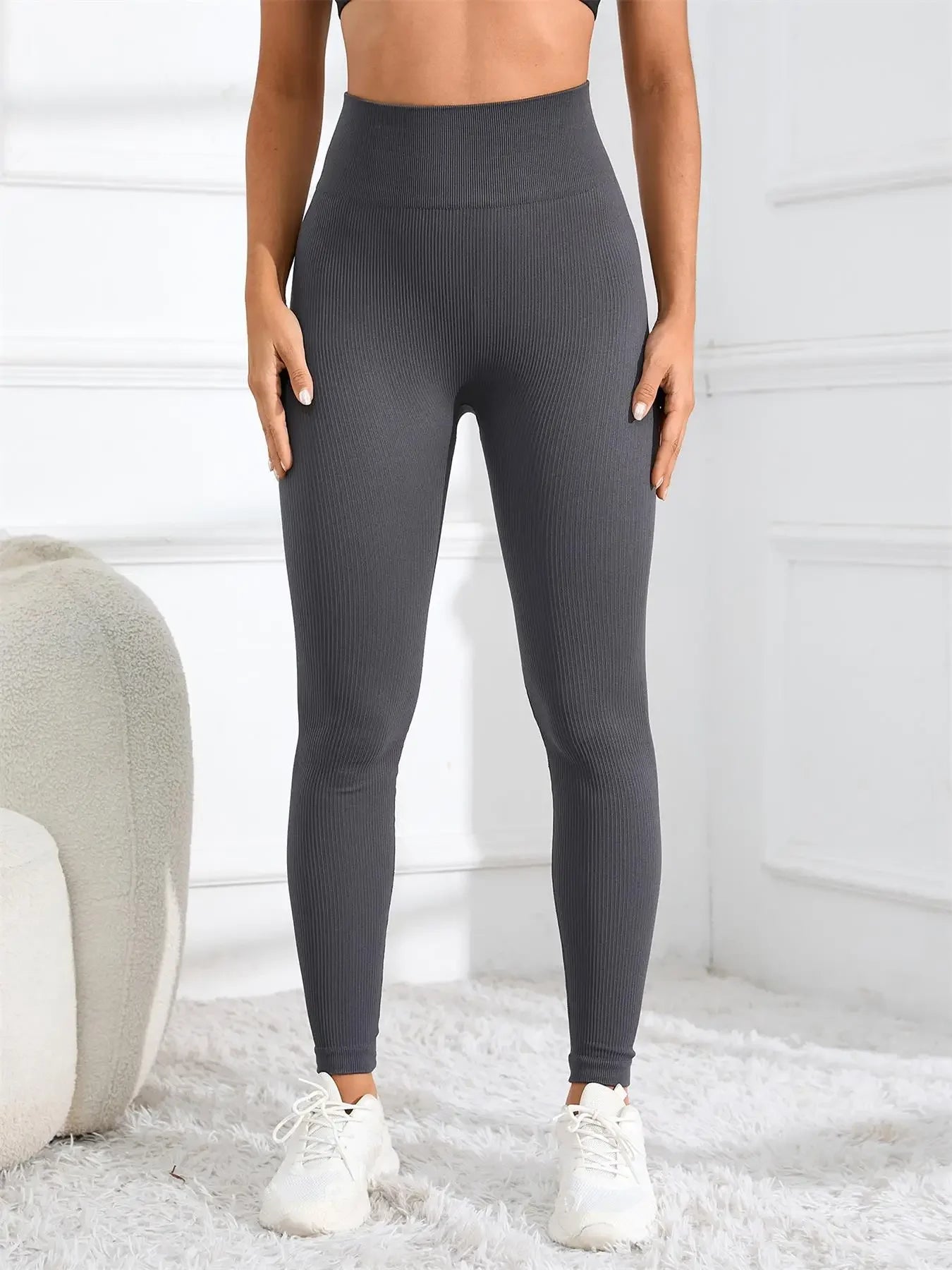 17. Pantalon "Flare" Signature
