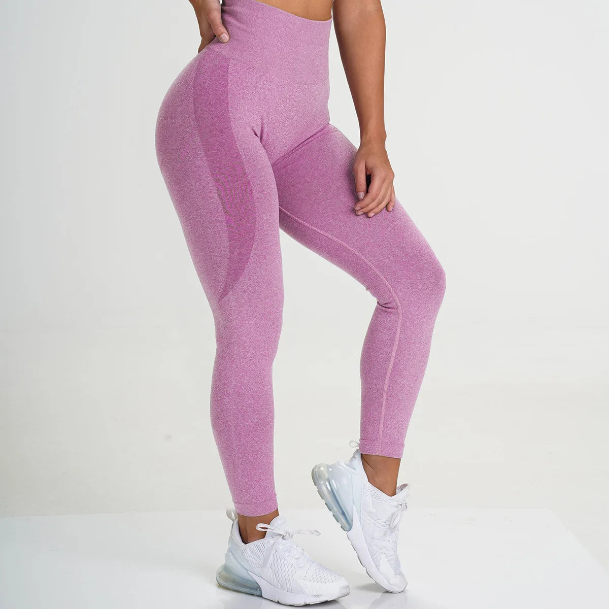 20.. Seamless Sport Yoga Sun