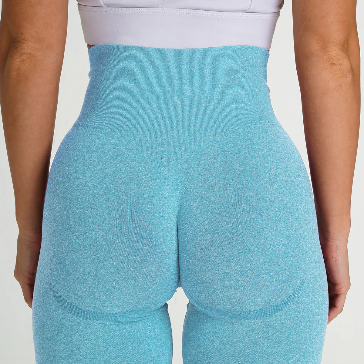 20.. Seamless Sport Yoga Sun