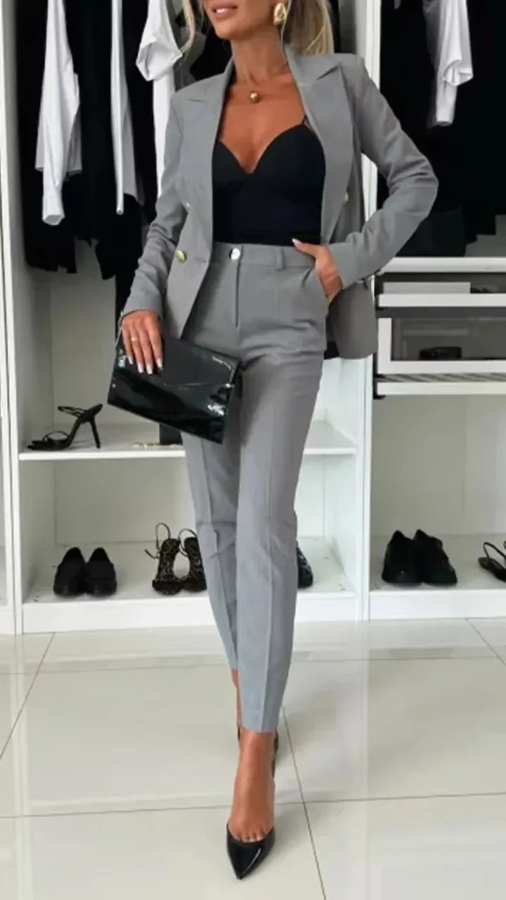 Tailleur Croisé Executive