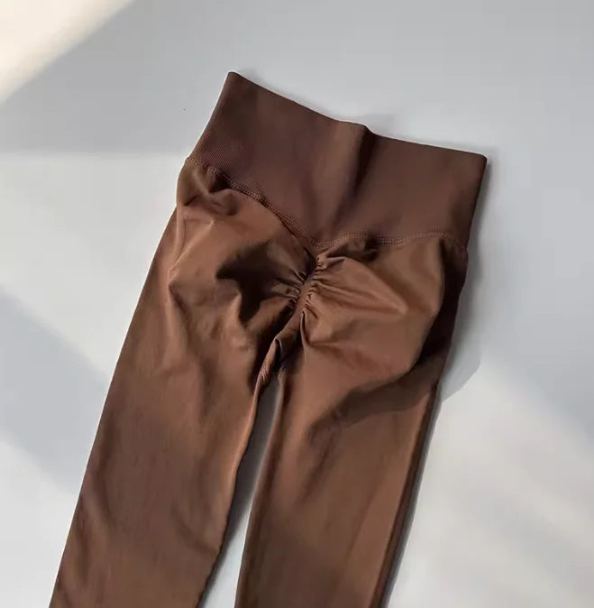 6.. L'Essentiel Velours