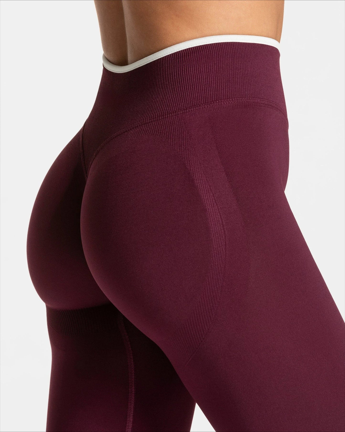 15.. Fitness Women Sport Royal