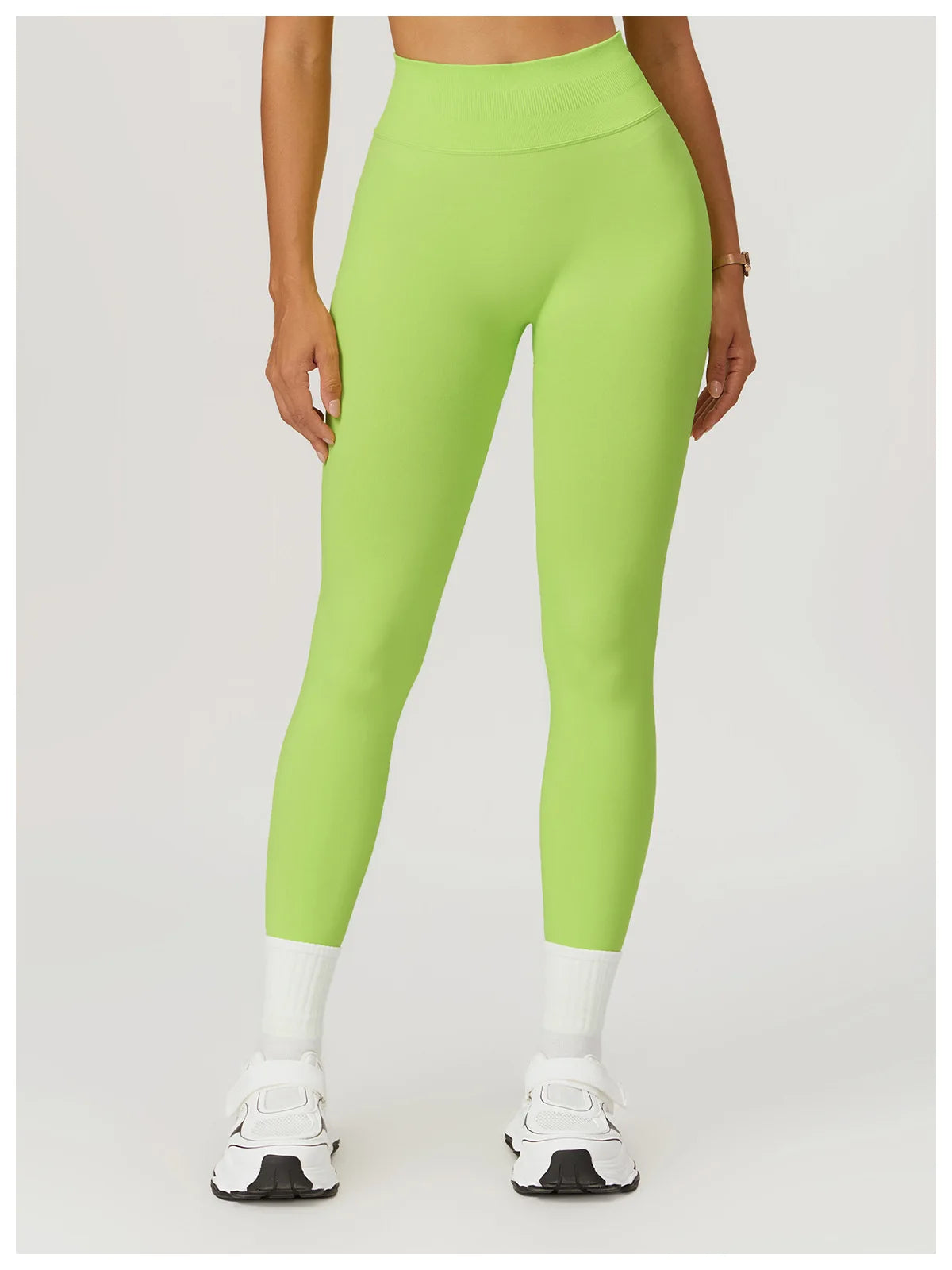 19.. Women's Seamless Sport Pearl