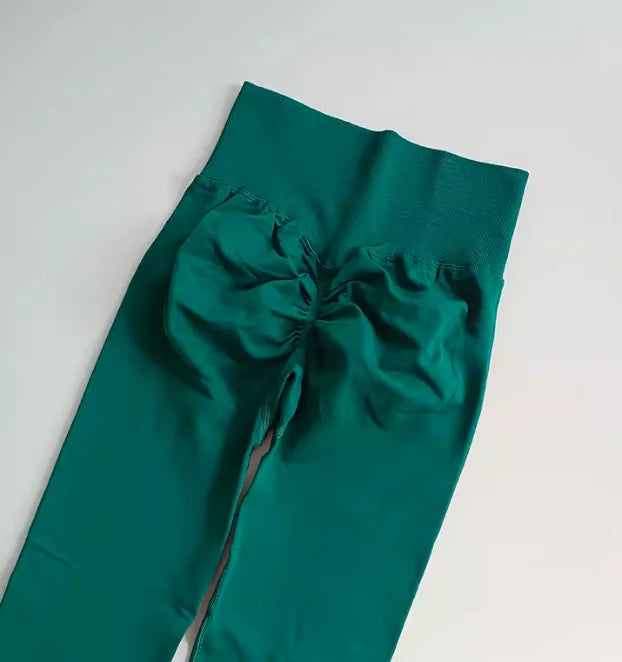 6.. L'Essentiel Velours