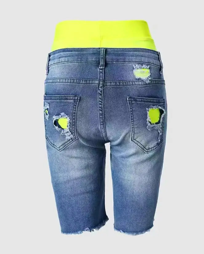 15 a Le "Distressed" Taille Haute