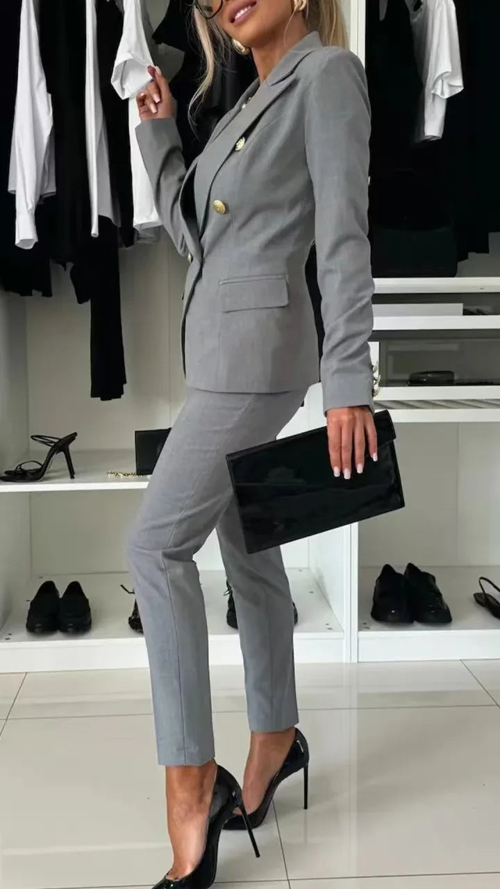 Tailleur Croisé Executive