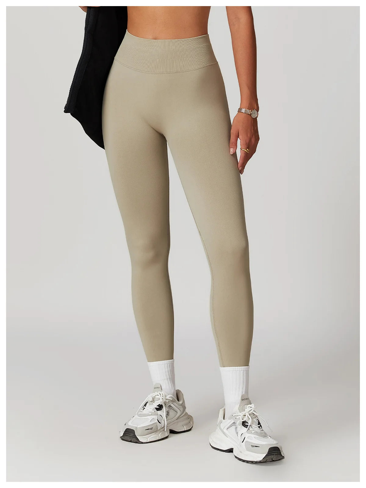 19.. Women's Seamless Sport Pearl