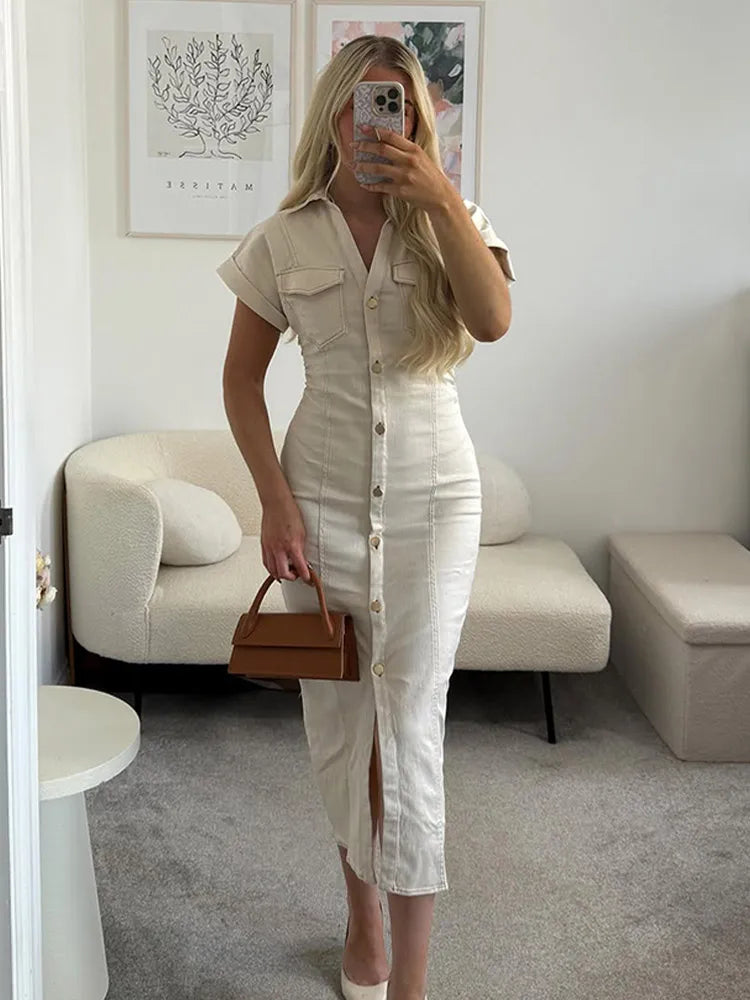 5 a Robe Denim "Élégance Boutonnée"