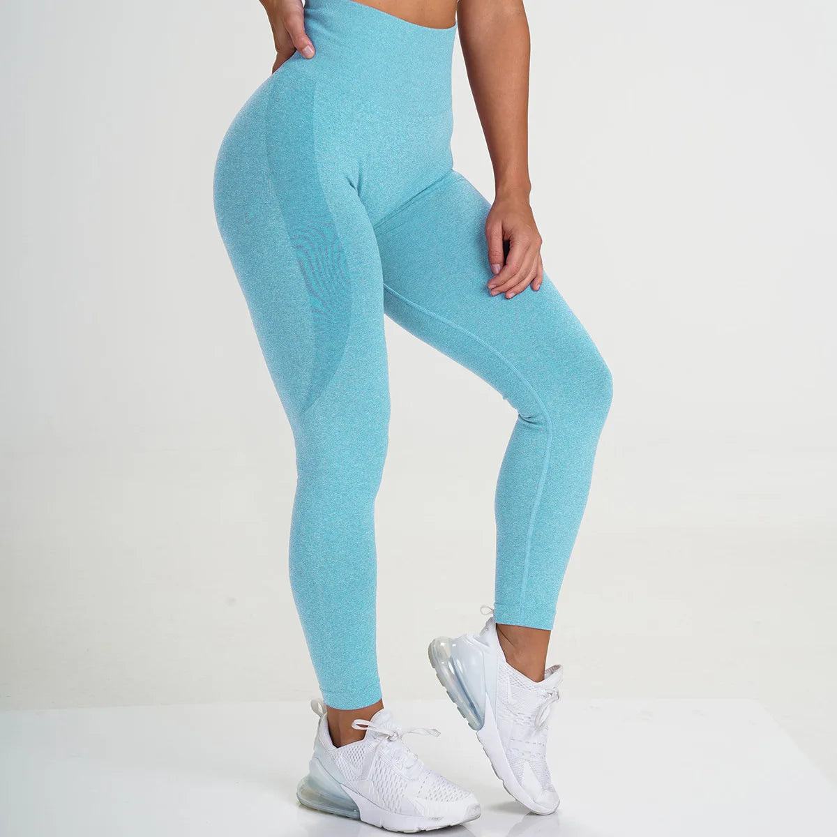 20.. Seamless Sport Yoga Sun