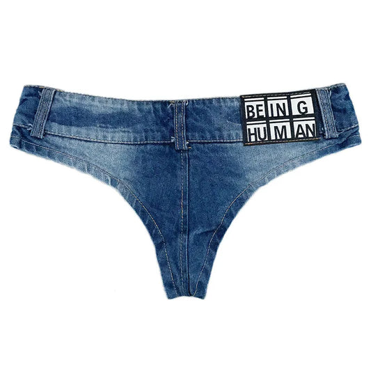 11 a Le "Being Human" Denim