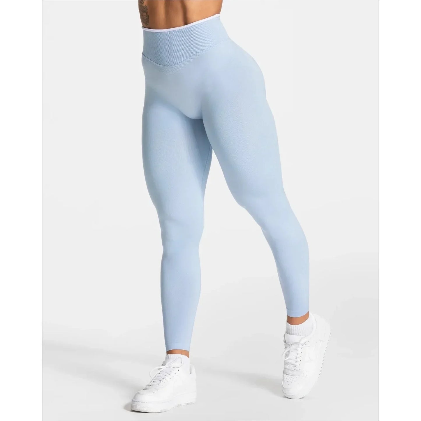 15.. Fitness Women Sport Royal