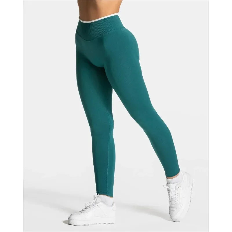15.. Fitness Women Sport Royal