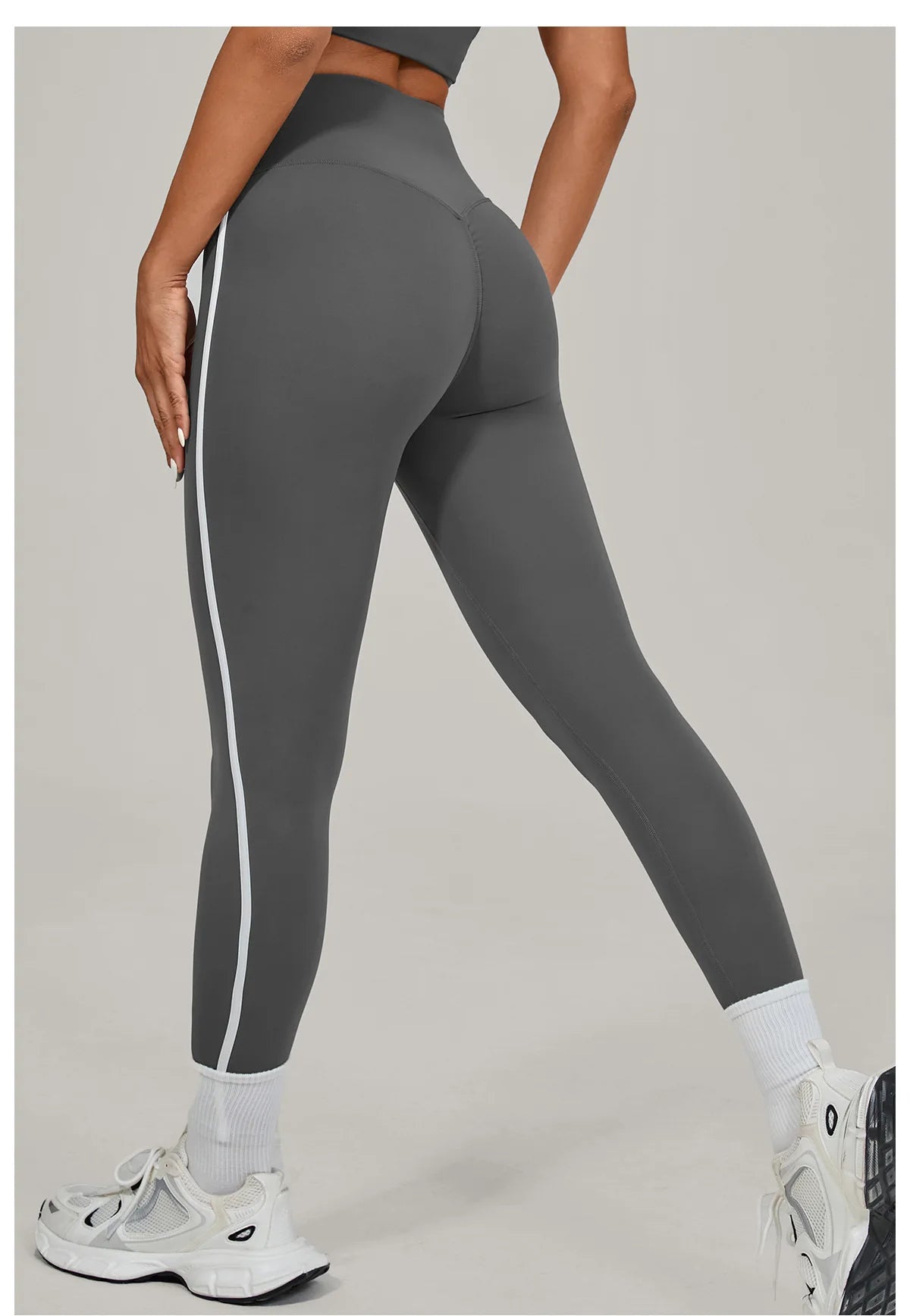 11. Legging Intemporel Chic