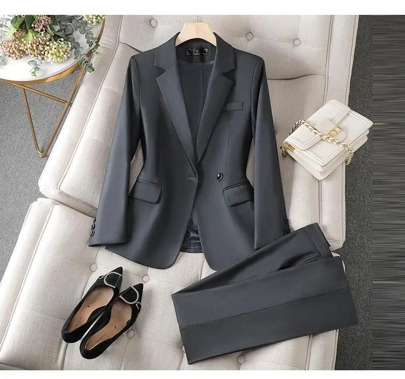 Costume Business Chic