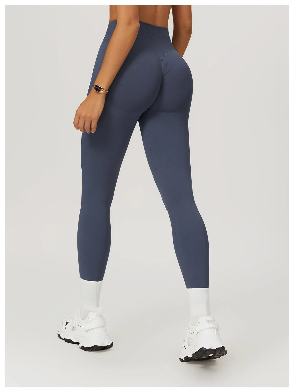 19.. Women's Seamless Sport Pearl