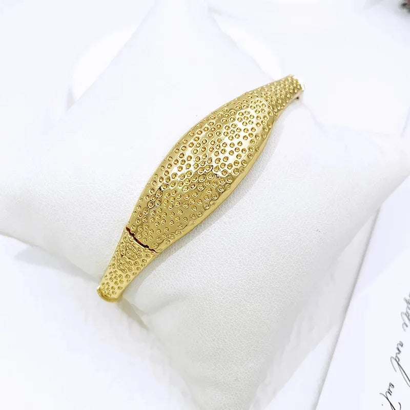 Collier "BÂTON CHIC"